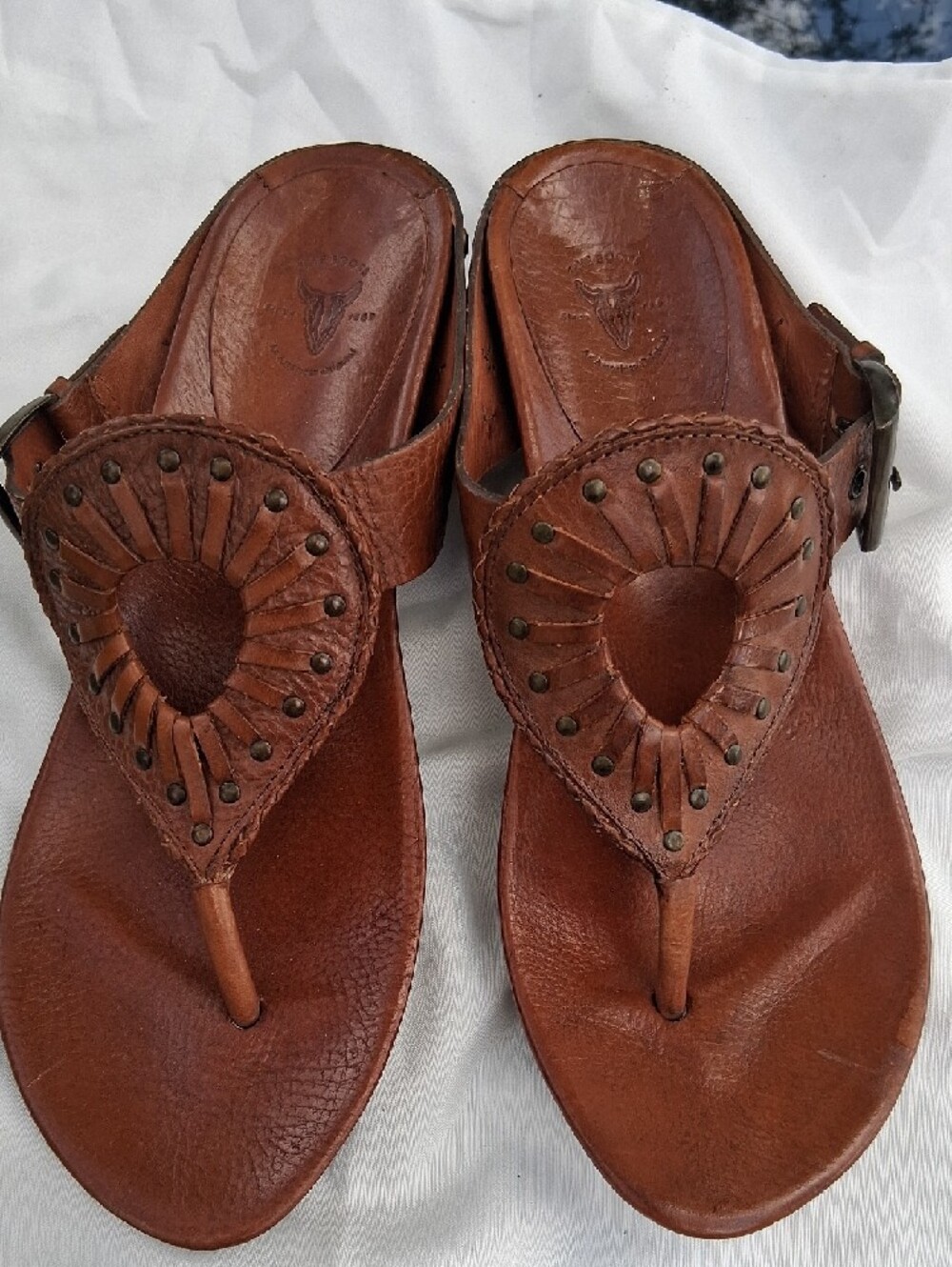 Frye Tan Leather Studded Thong Sandals - Picture 2 of 8